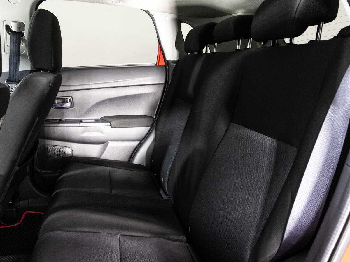 Mitsubishi ASX с пробегом — 2012 год. Фото: #9