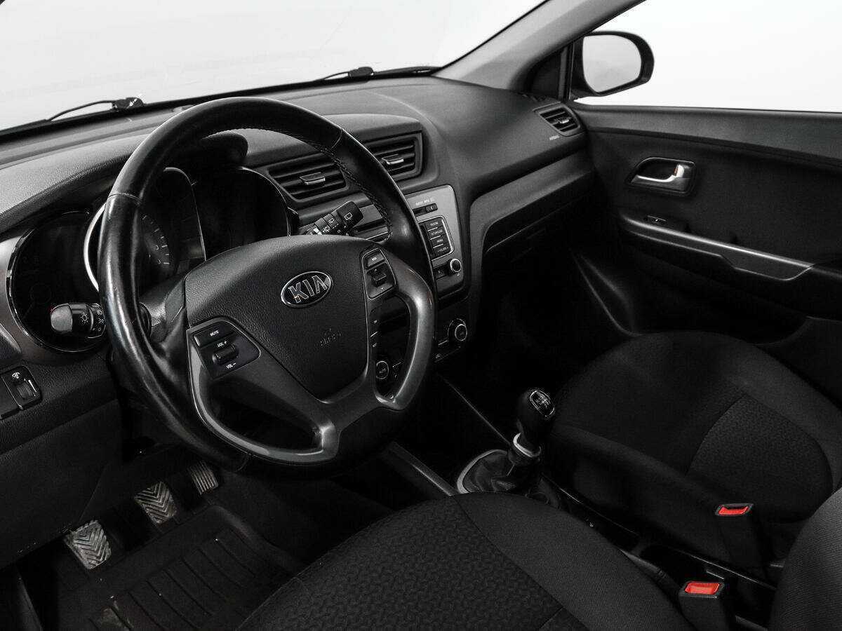 Kia Rio с пробегом — 2016 год. Фото: #8