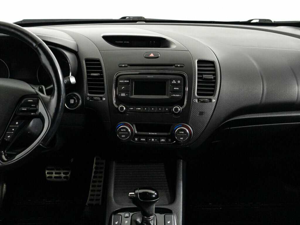 Kia Cerato с пробегом — 2017 год. Фото: #12