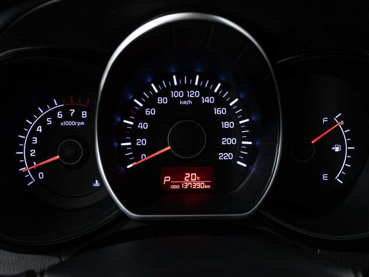 Kia Rio с пробегом — 2012 год. Фото: #10