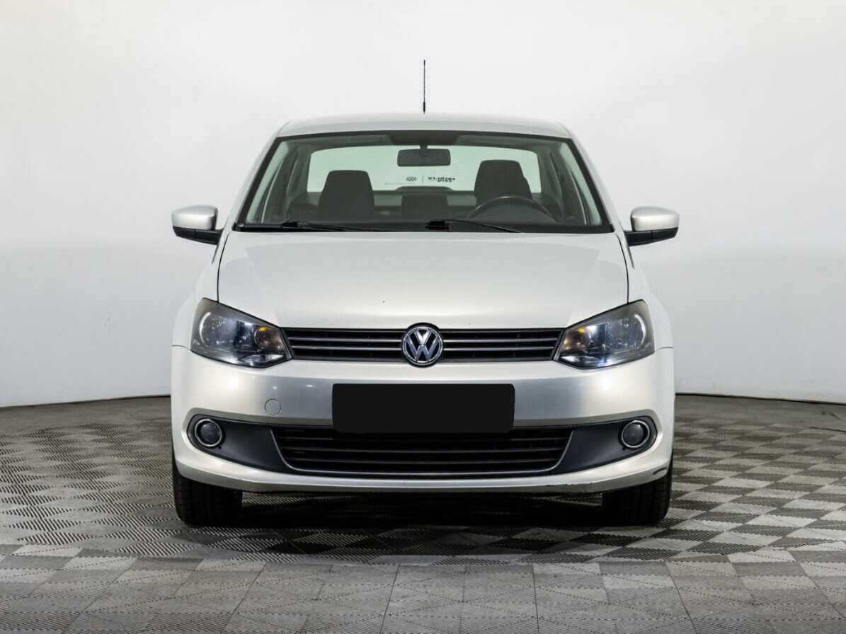 Volkswagen Polo с пробегом — 2013 год. Фото: #1