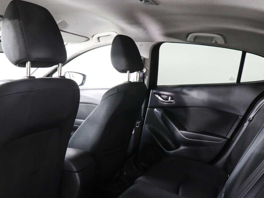 Mazda 3 с пробегом — 2014 год. Фото: #7