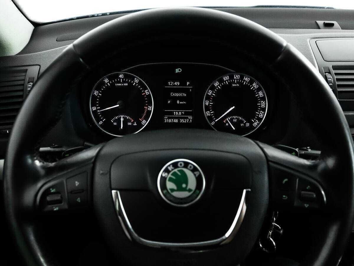 Skoda Octavia с пробегом — 2012 год. Фото: #15
