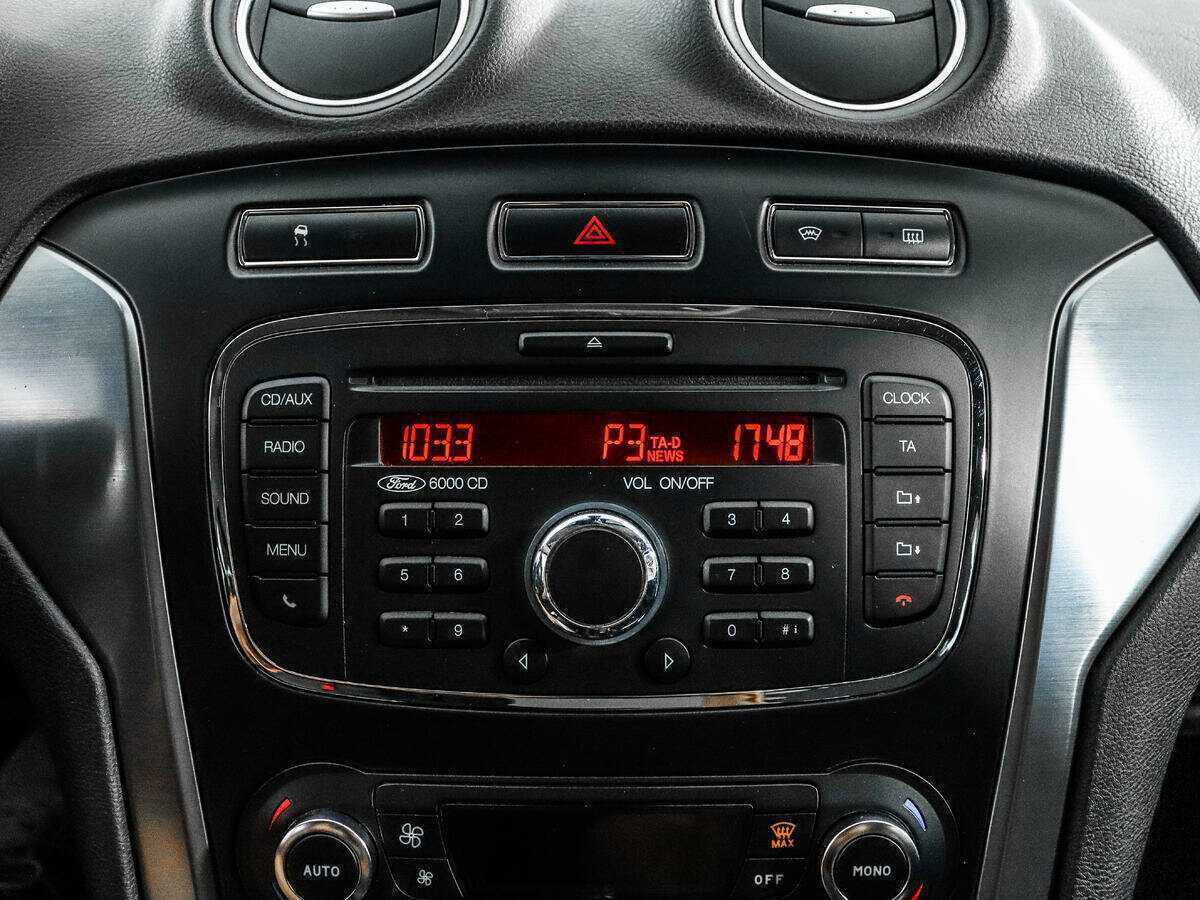 Ford Mondeo с пробегом — 2012 год. Фото: #13