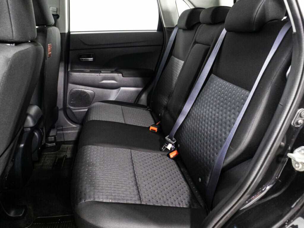 Mitsubishi ASX с пробегом — 2012 год. Фото: #9