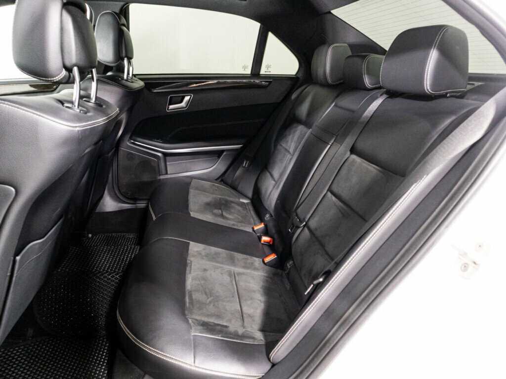 Mercedes-Benz E-Класс с пробегом — 2015 год. Фото: #9