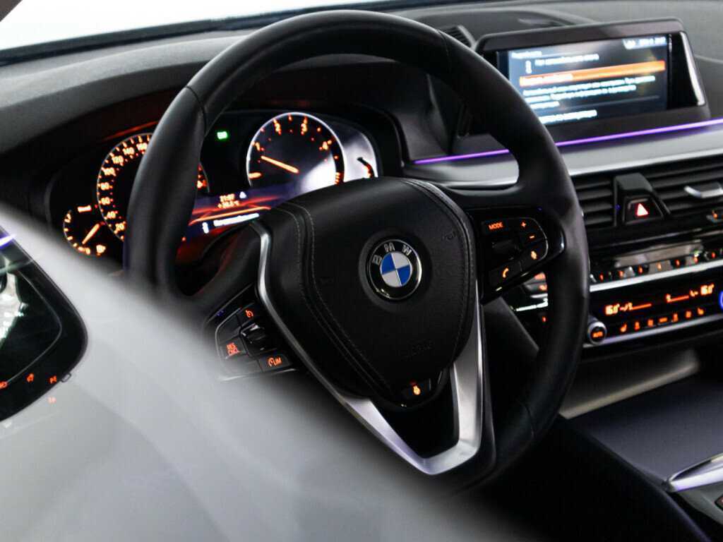BMW 5 серии с пробегом — 2018 год. Фото: #21