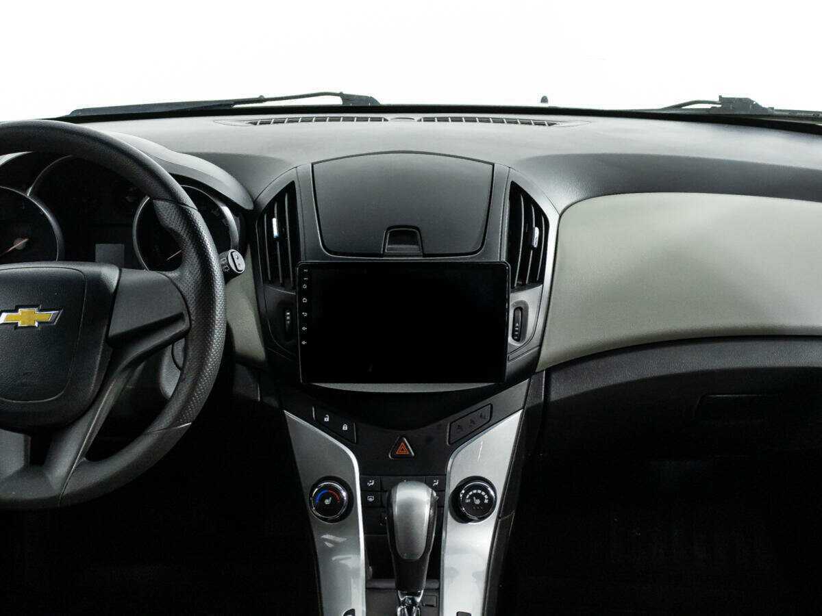 Chevrolet Cruze с пробегом — 2013 год. Фото: #13