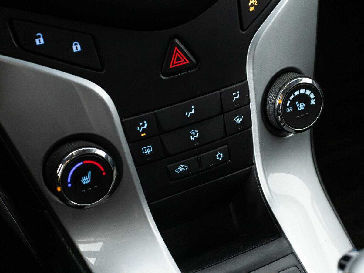 Chevrolet Cruze с пробегом — 2013 год. Фото: #14