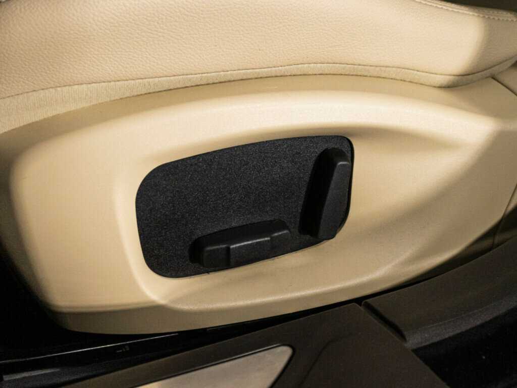 Jaguar XF с пробегом — 2017 год. Фото: #14