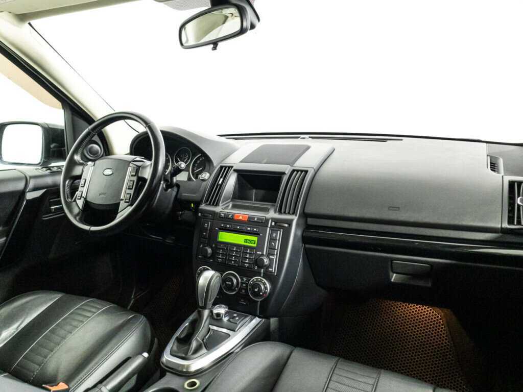 Land Rover Freelander с пробегом — 2012 год. Фото: #8