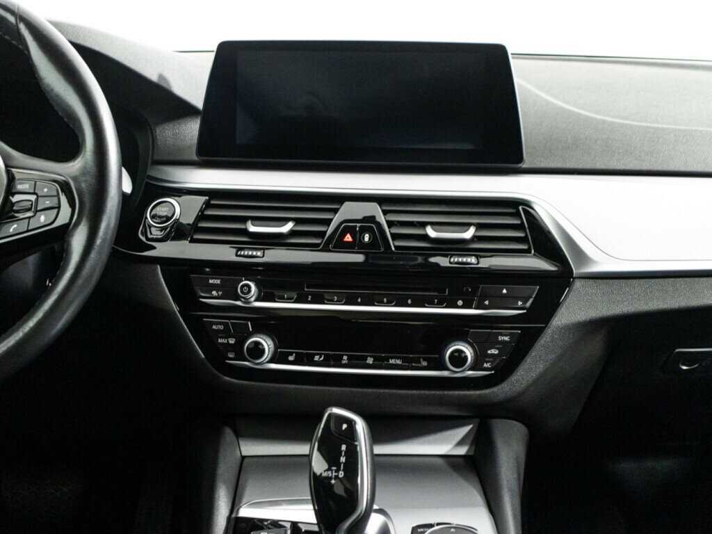 BMW 5 серии с пробегом — 2018 год. Фото: #13