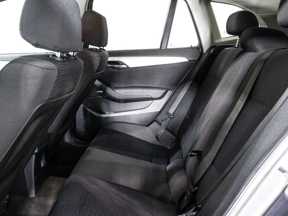 BMW X1 с пробегом — 2013 год. Фото: #9