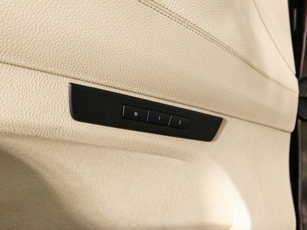 BMW 5 серии с пробегом — 2012 год. Фото: #22