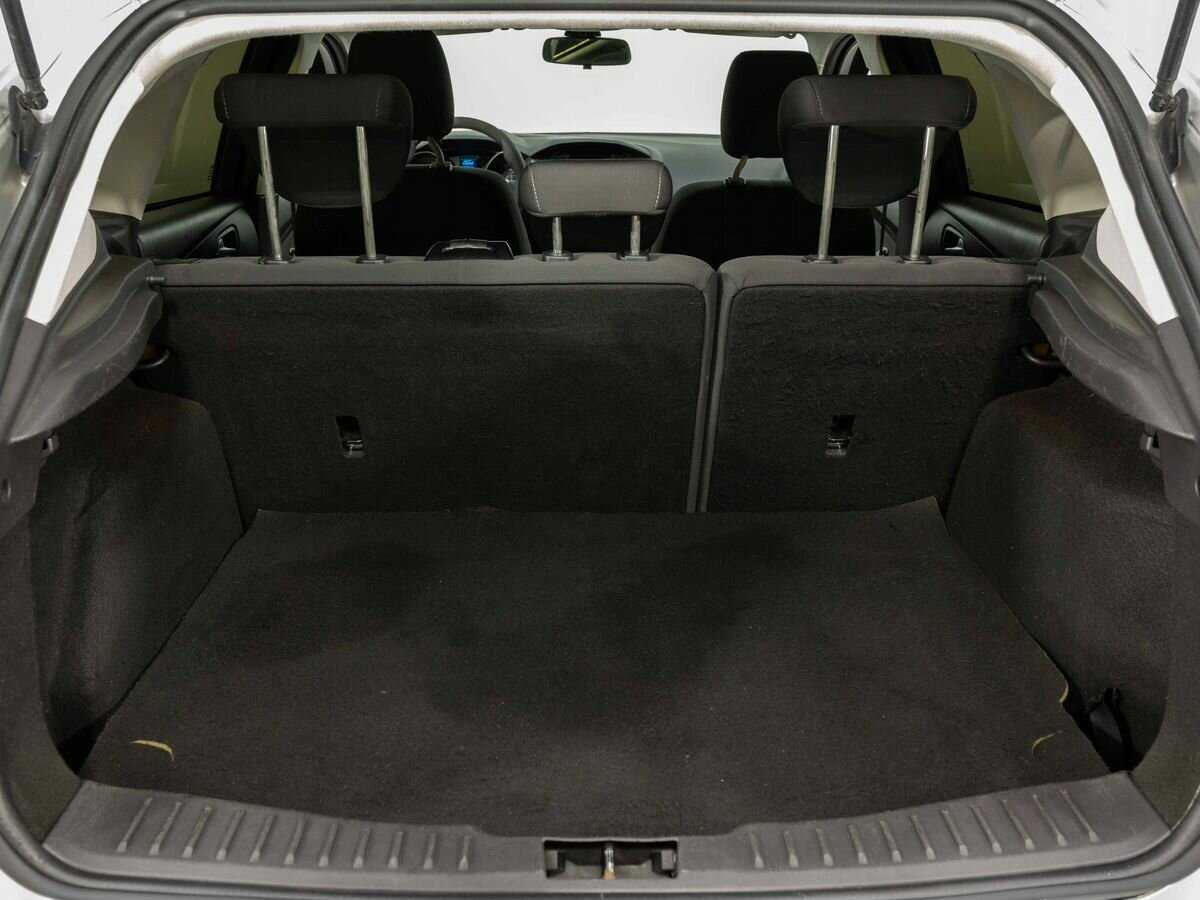 Ford Focus с пробегом — 2013 год. Фото: #22