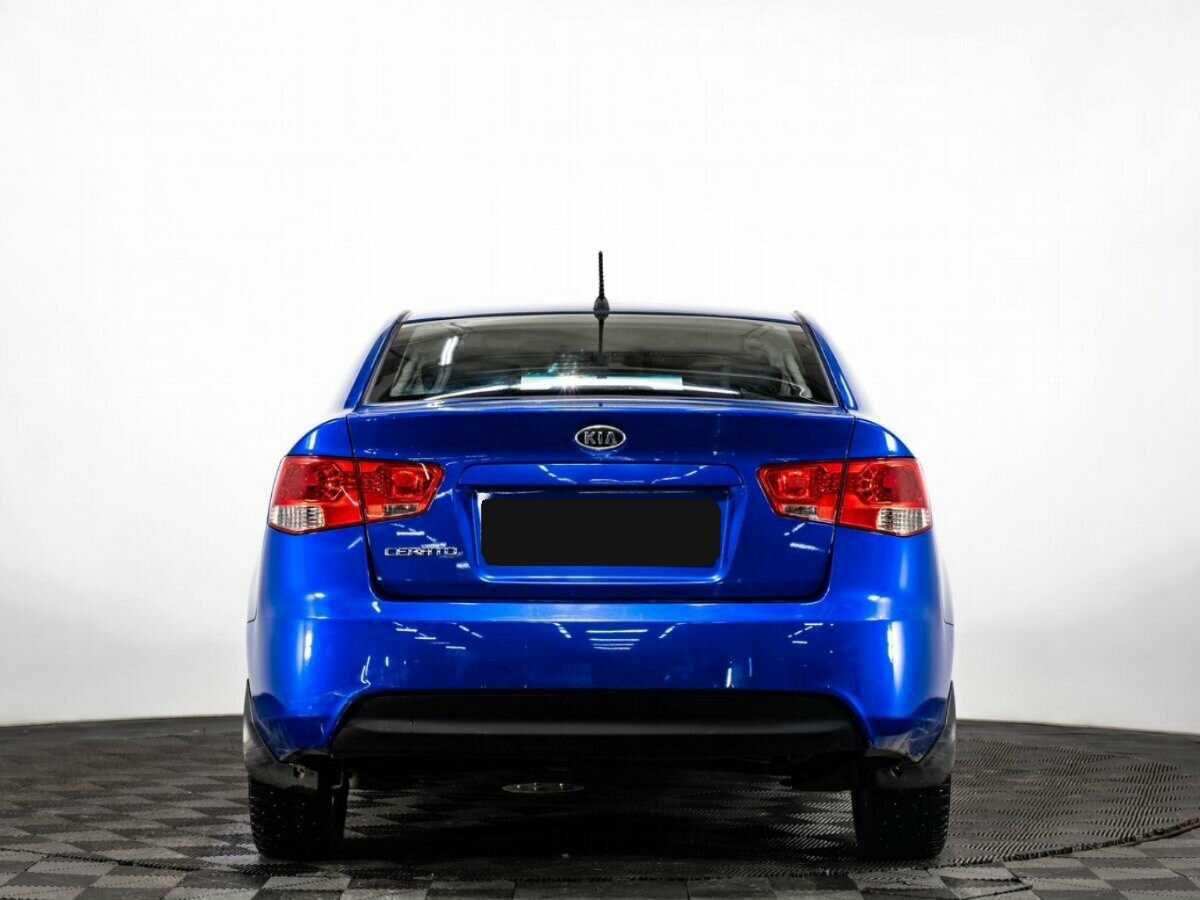 Kia Cerato с пробегом — 2012 год. Фото: #3