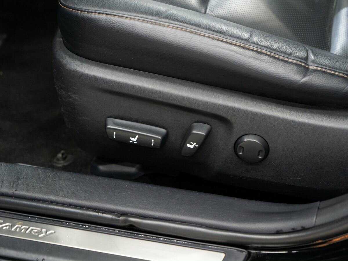 Toyota Camry с пробегом — 2017 год. Фото: #14