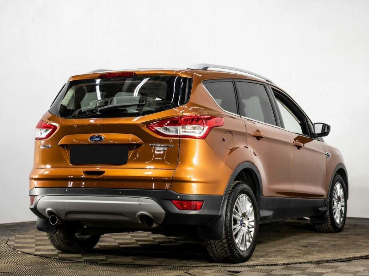Ford Kuga с пробегом — 2015 год. Фото: #3