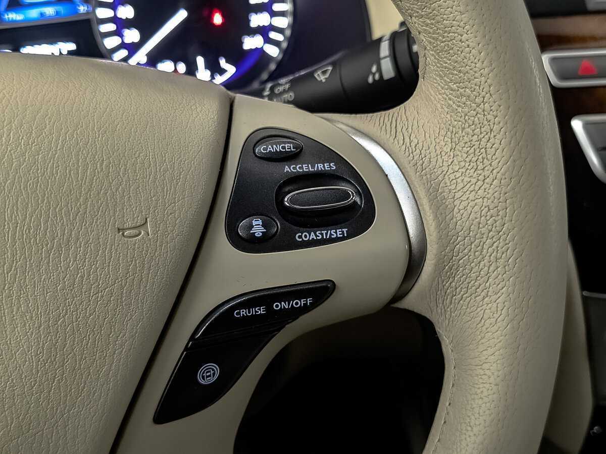 Infiniti QX60 с пробегом — 2014 год. Фото: #29