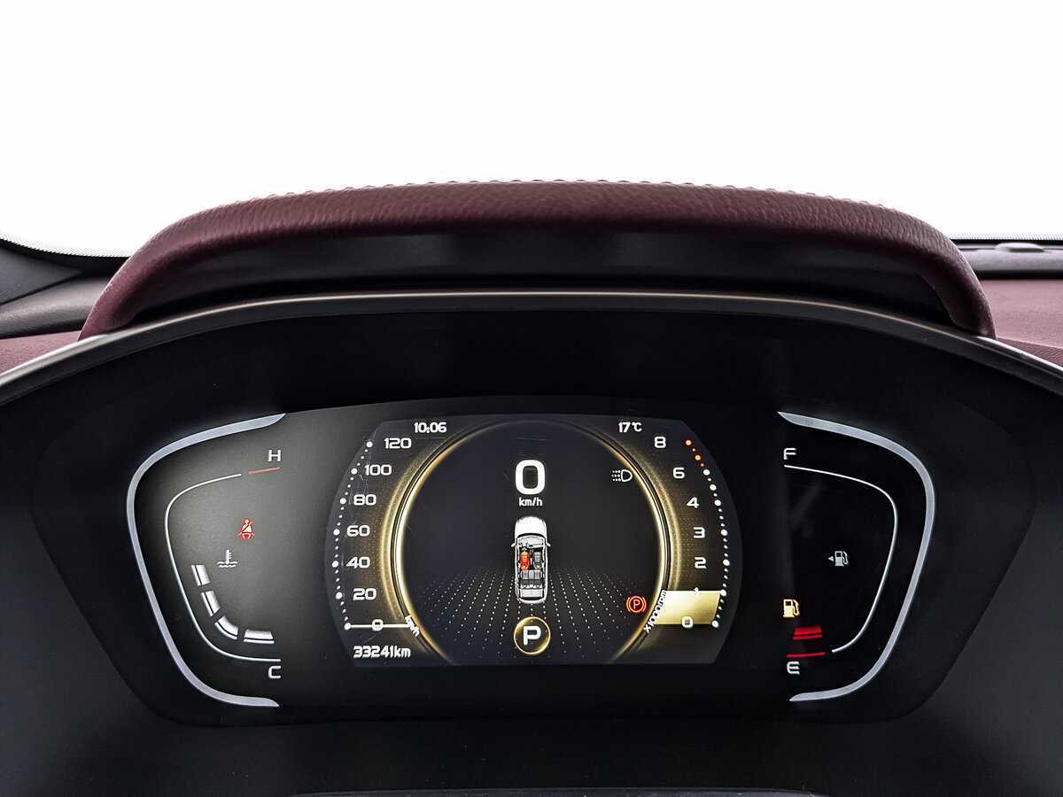 Geely Coolray с пробегом — 2023 год. Фото: #15