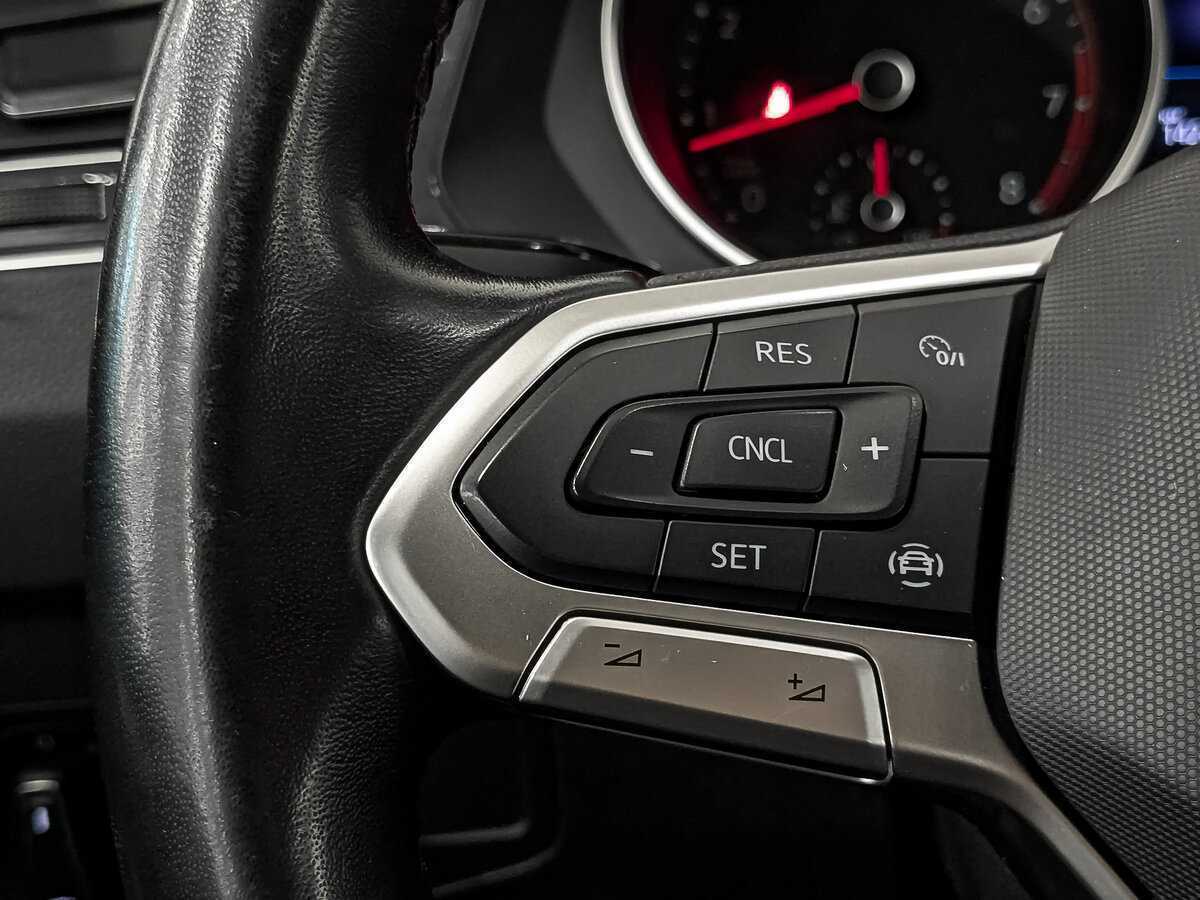 Volkswagen Tiguan с пробегом — 2021 год. Фото: #25