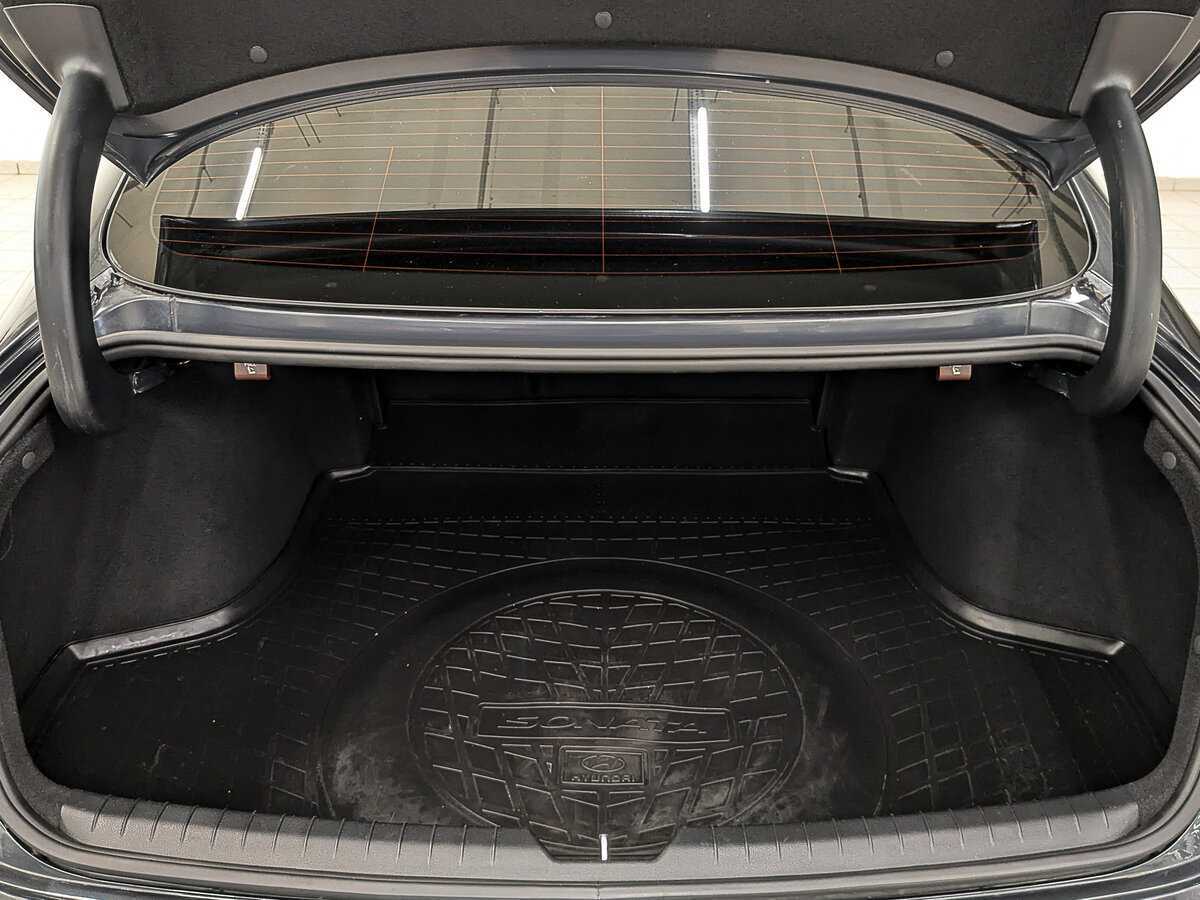 Hyundai Sonata с пробегом — 2021 год. Фото: #9