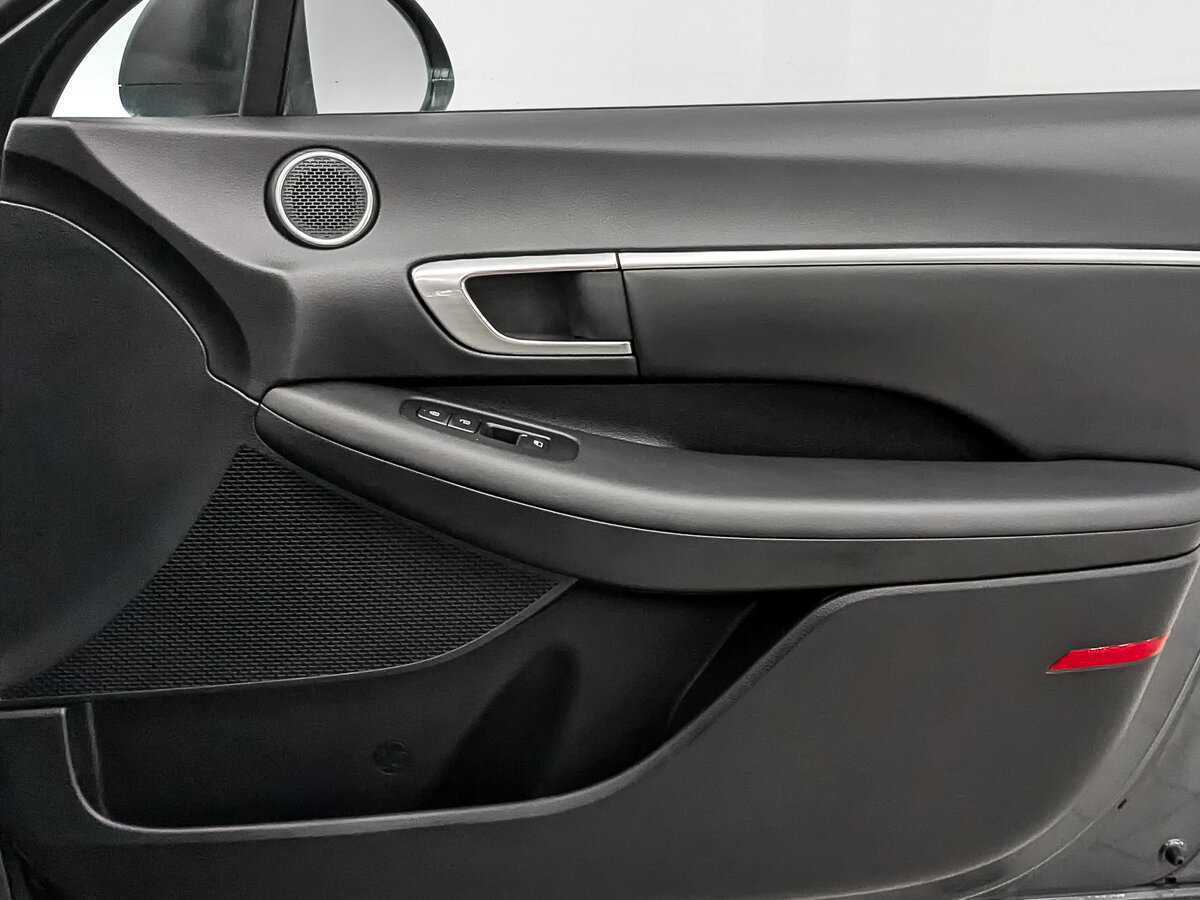 Hyundai Sonata с пробегом — 2021 год. Фото: #22
