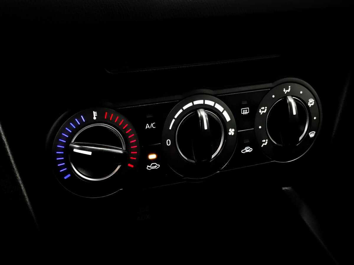 Mazda 3 с пробегом — 2014 год. Фото: #24