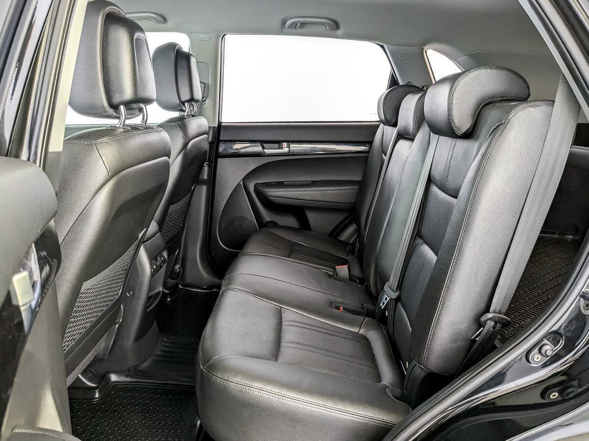 Kia Sorento с пробегом — 2017 год. Фото: #11
