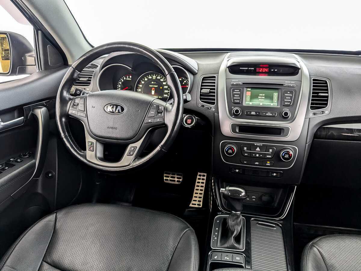 Kia Sorento с пробегом — 2017 год. Фото: #26