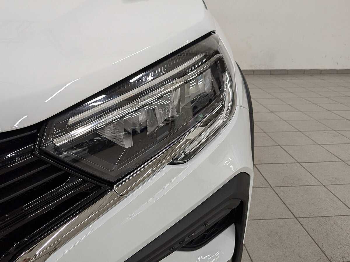 Lada (ВАЗ) Vesta с пробегом — 2024 год. Фото: #10