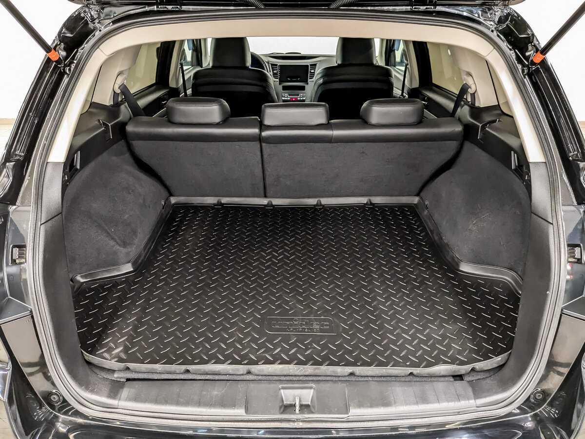 Subaru Outback с пробегом — 2013 год. Фото: #9