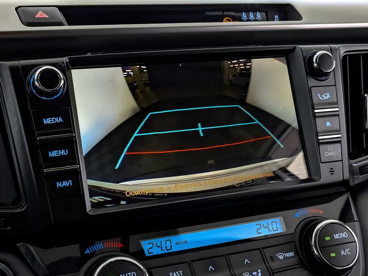 Toyota RAV4 с пробегом — 2018 год. Фото: #23