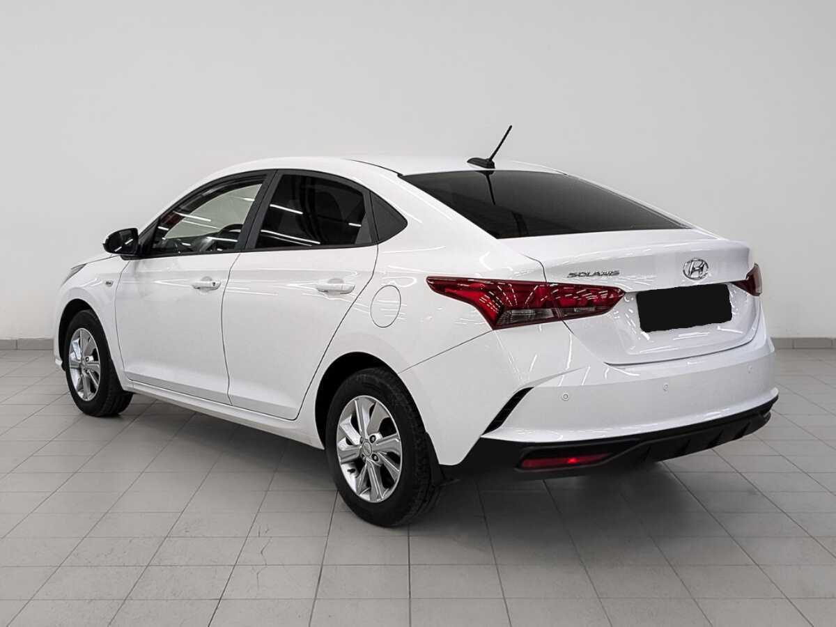 Hyundai Solaris с пробегом — 2022 год. Фото: #6