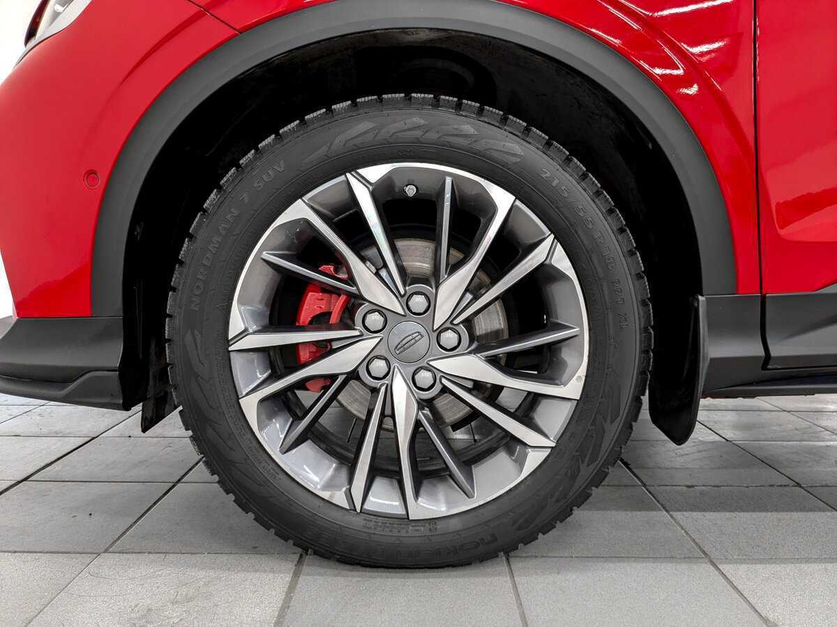 Geely Coolray с пробегом — 2022 год. Фото: #17