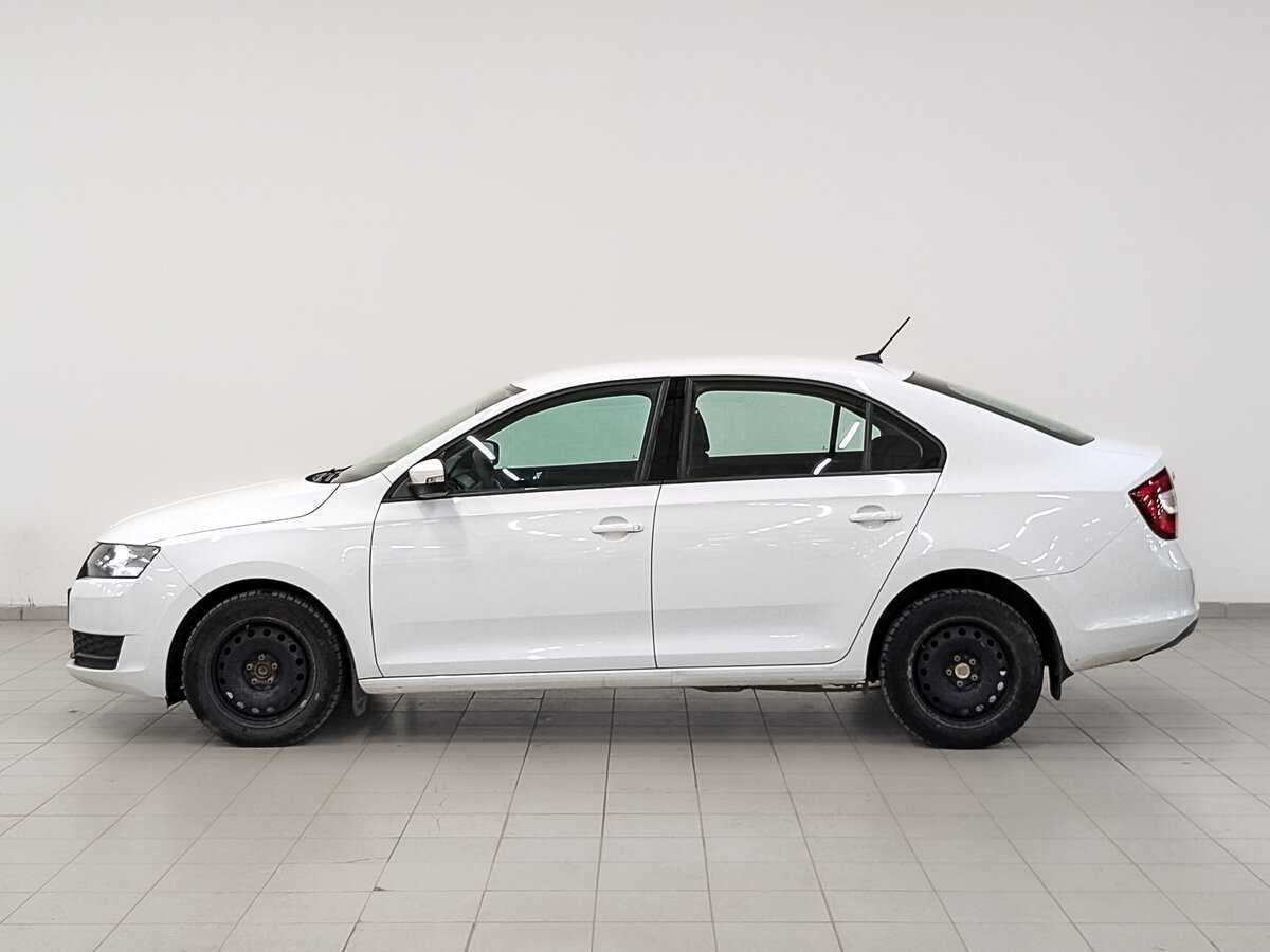 Skoda Rapid с пробегом — 2017 год. Фото: #7
