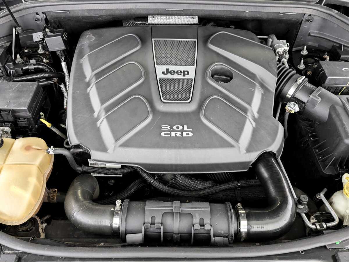 Jeep Grand Cherokee с пробегом — 2012 год. Фото: #8