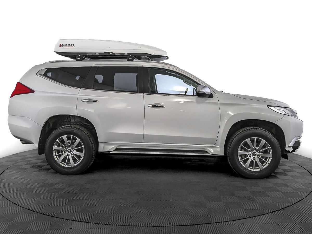 Mitsubishi Pajero Sport с пробегом — 2018 год. Фото: #3