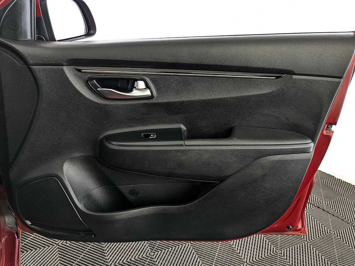 Kia Rio с пробегом — 2017 год. Фото: #22