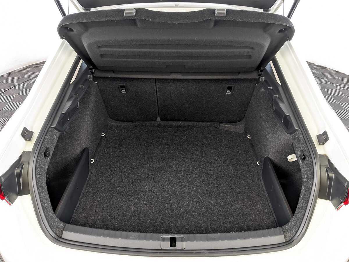 Skoda Octavia с пробегом — 2021 год. Фото: #9