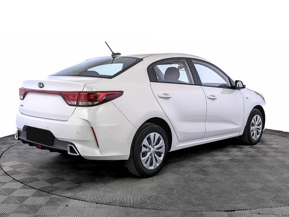 Kia Rio с пробегом — 2021 год. Фото: #4