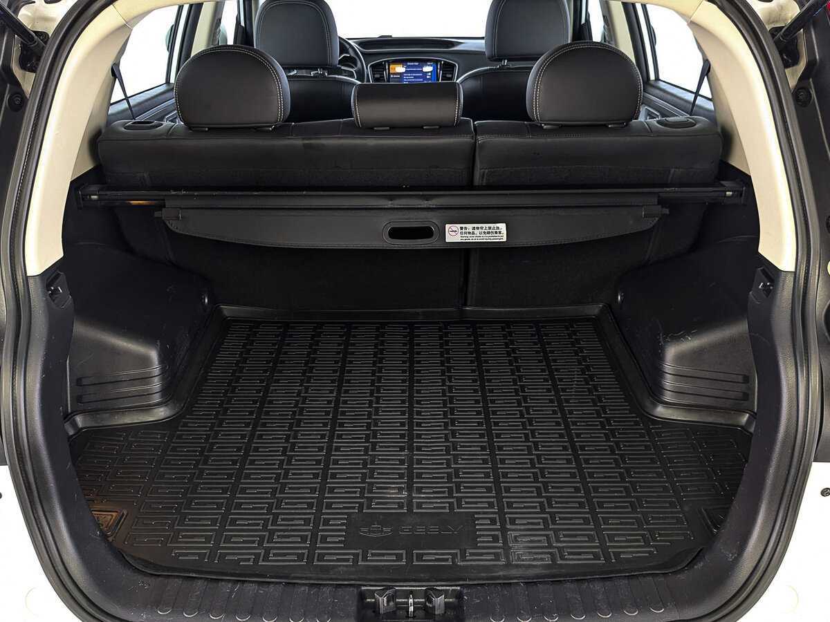 Geely Emgrand X7 с пробегом — 2018 год. Фото: #9