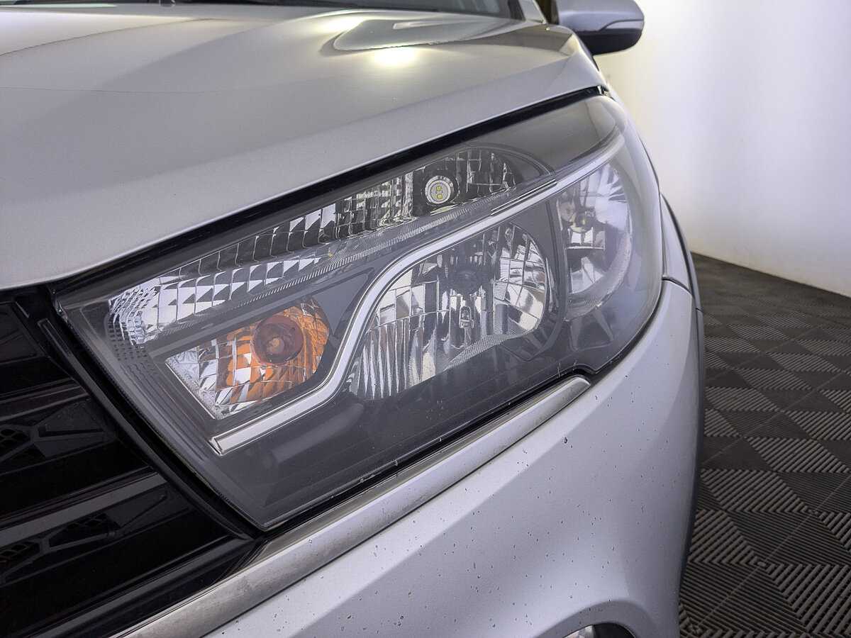 Lada (ВАЗ) Vesta с пробегом — 2021 год. Фото: #10