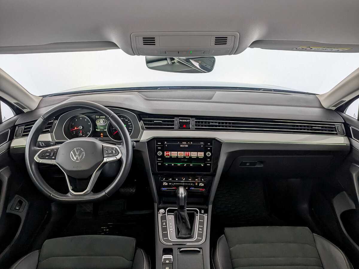 Volkswagen Passat с пробегом — 2021 год. Фото: #13