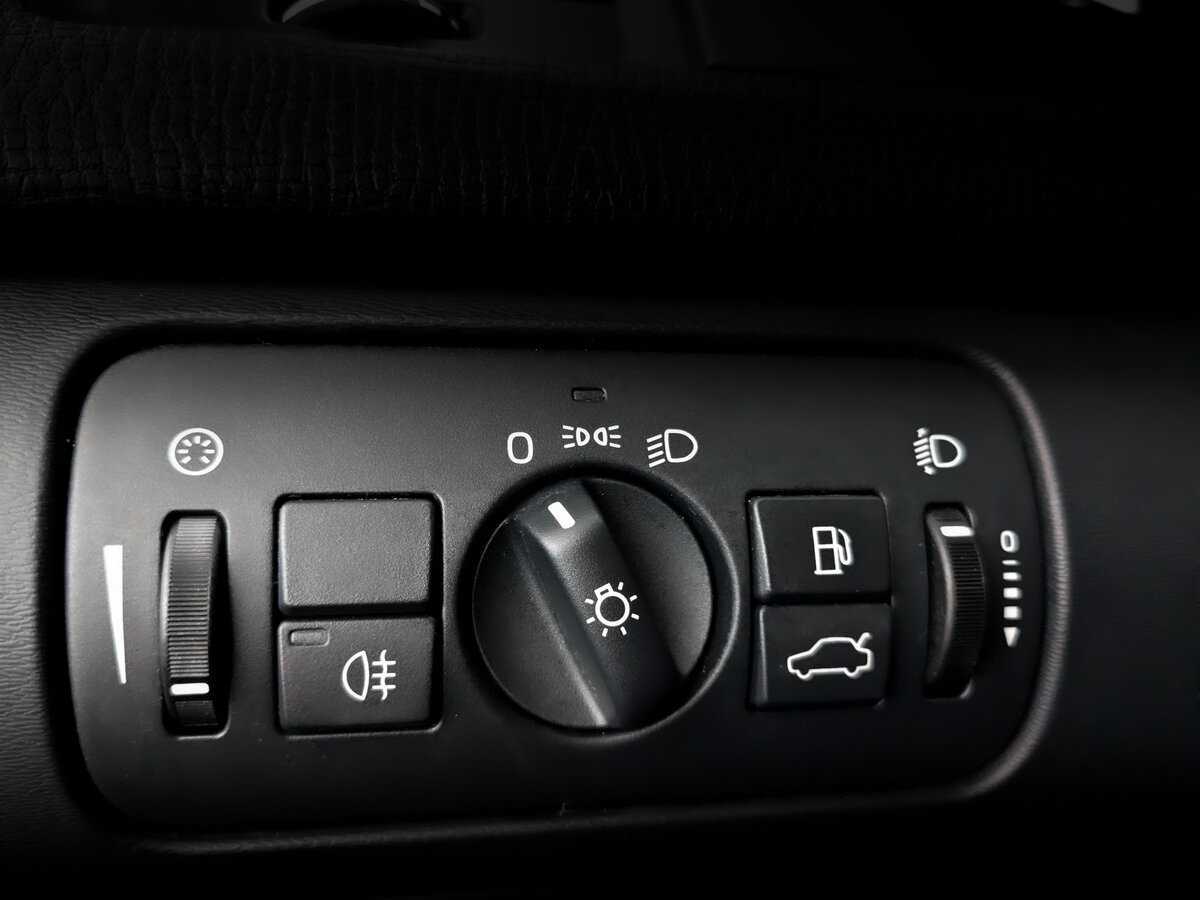 Volvo XC60 с пробегом — 2012 год. Фото: #25