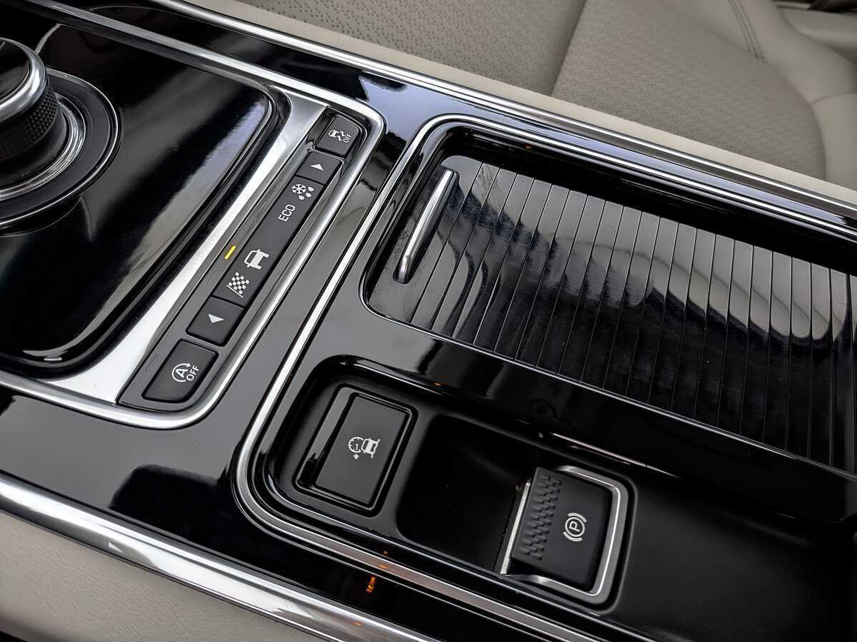 Jaguar XF с пробегом — 2018 год. Фото: #26
