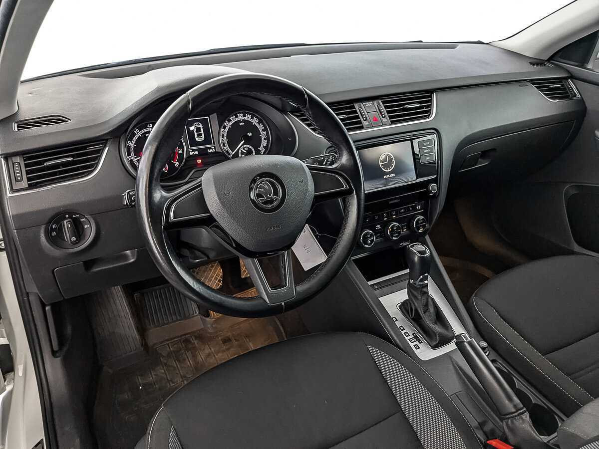 Skoda Octavia с пробегом — 2020 год. Фото: #12