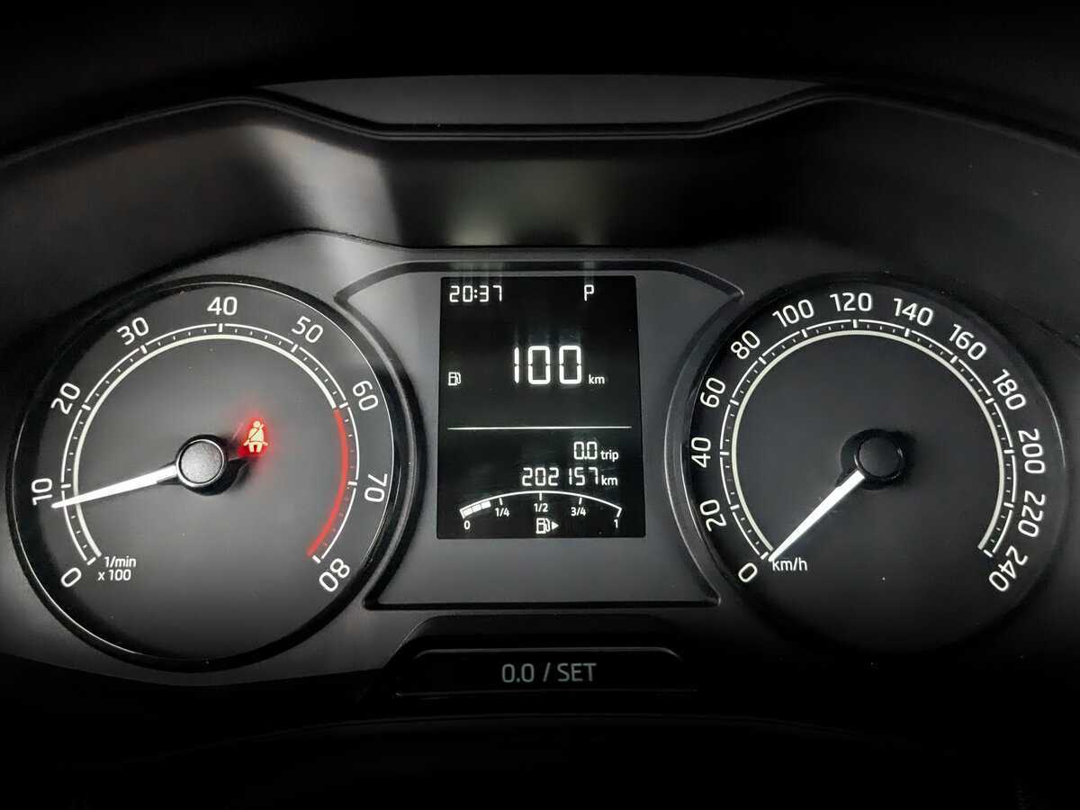 Skoda Rapid с пробегом — 2020 год. Фото: #12