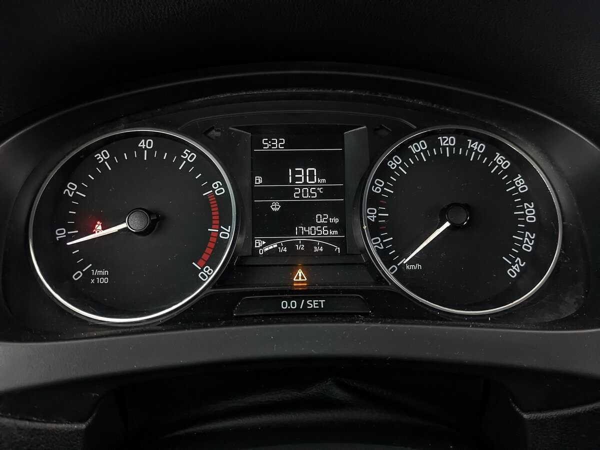 Skoda Rapid с пробегом — 2017 год. Фото: #14