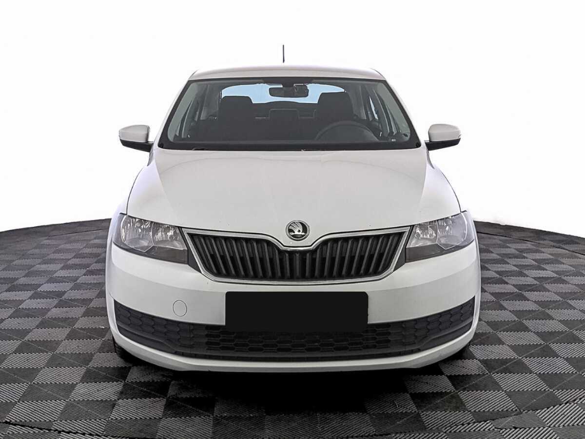 Skoda Rapid с пробегом — 2019 год. Фото: #1